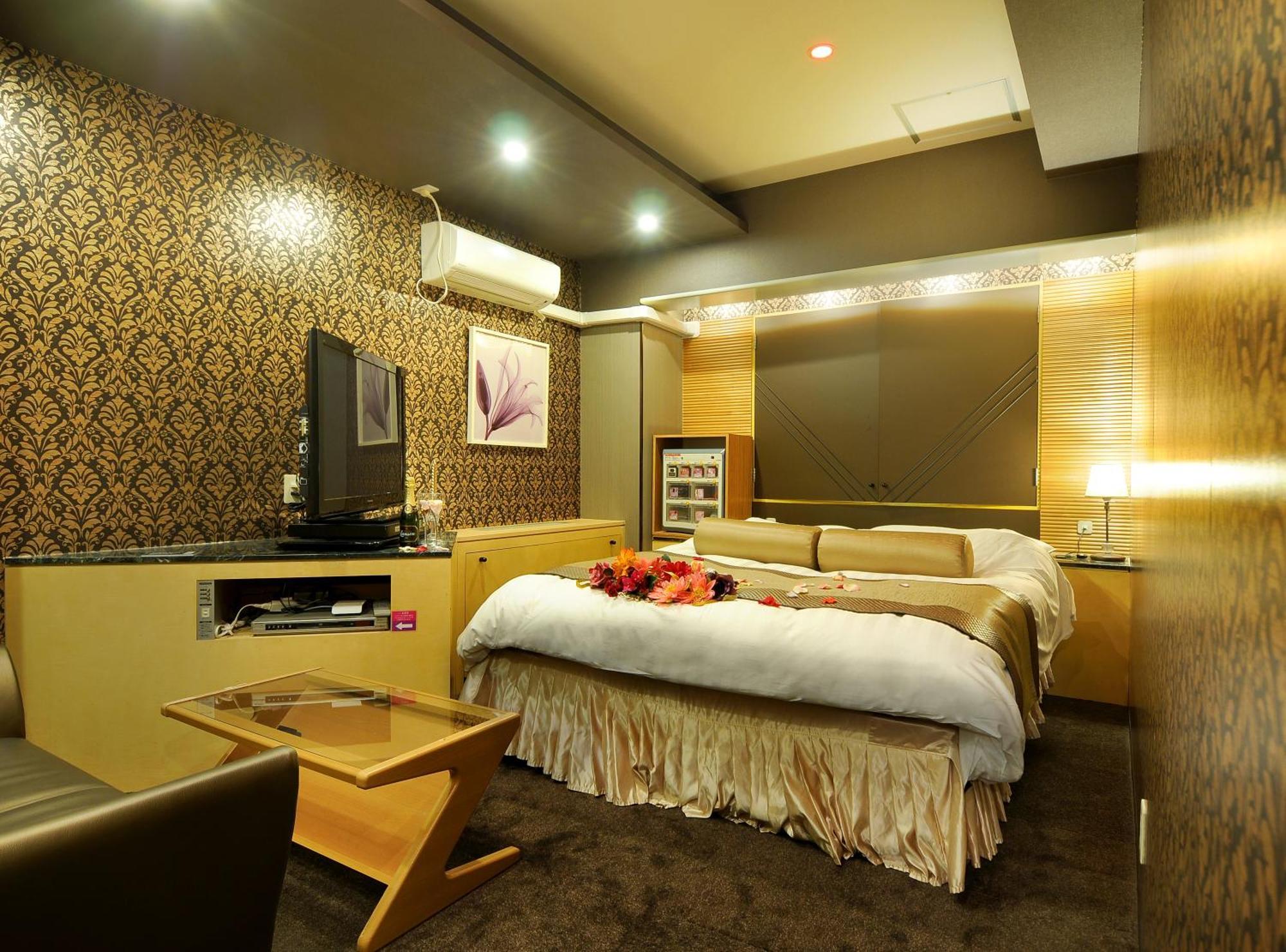 Hotel Love Ikutama -Adult Only 大阪 外观 照片