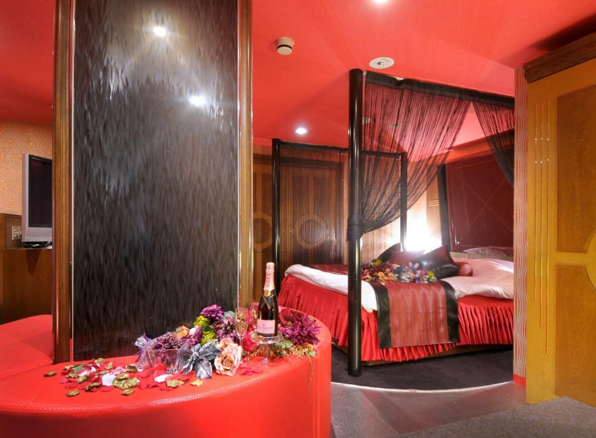 Hotel Love Ikutama -Adult Only 大阪 外观 照片